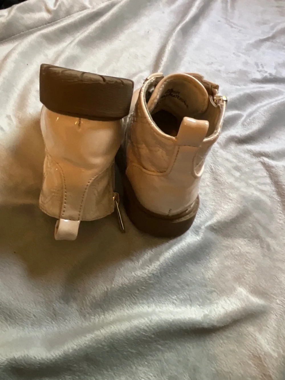 Girls Faux Patent Leather Boots Beige Size 6